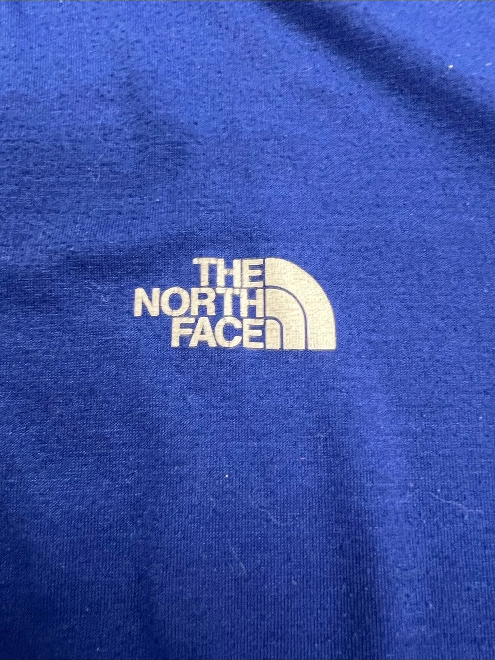 The North Face Men's Long-Sleeve Crew Vapor Wick Shirt - Royal Blue